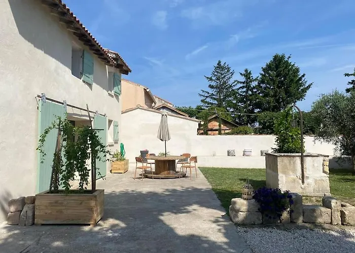 Le Mazet Du Village
